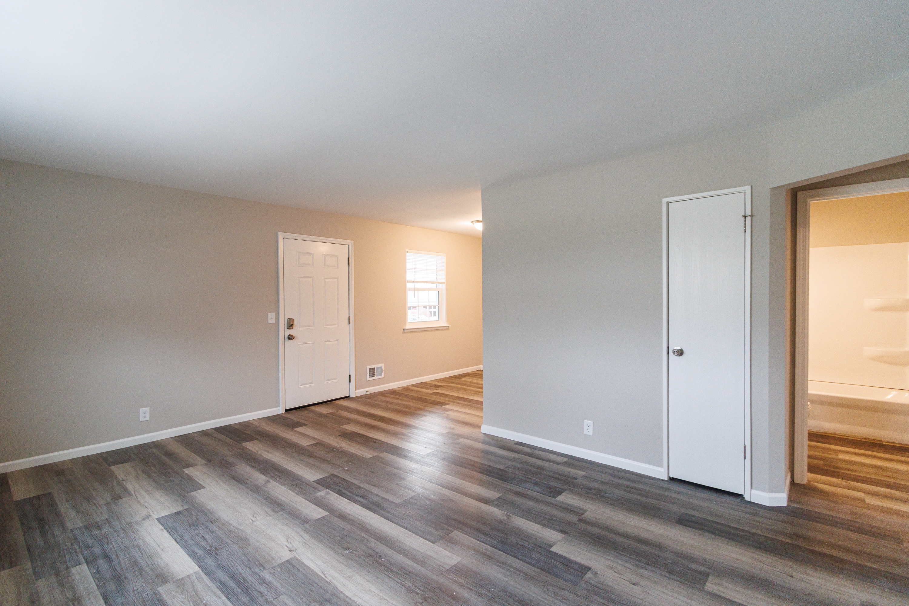 492 East Merrill Avenue - 4