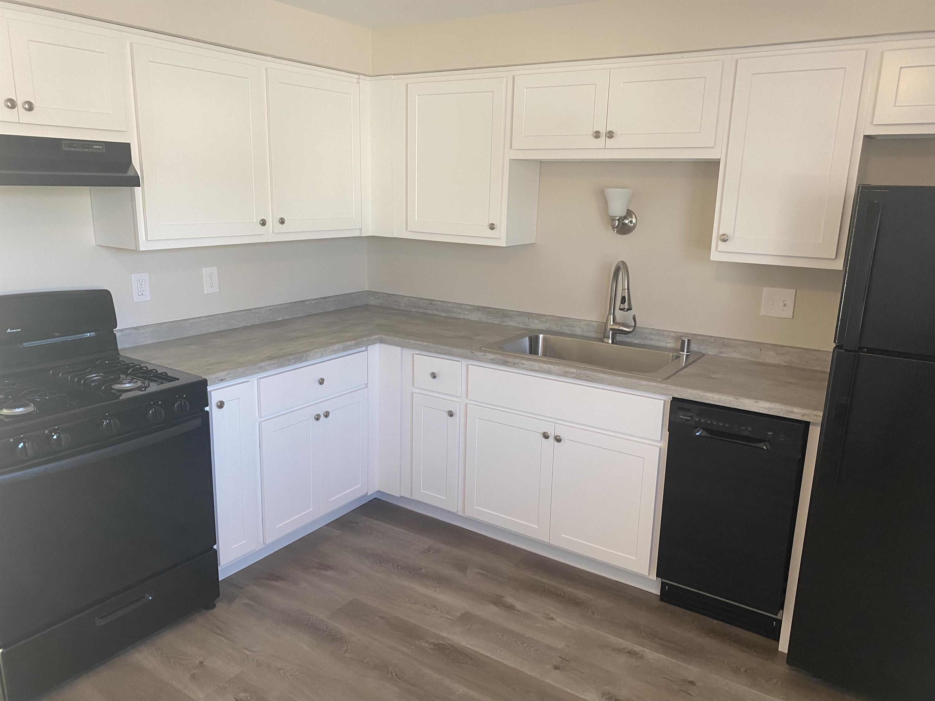 234 West Newhall Avenue - 4