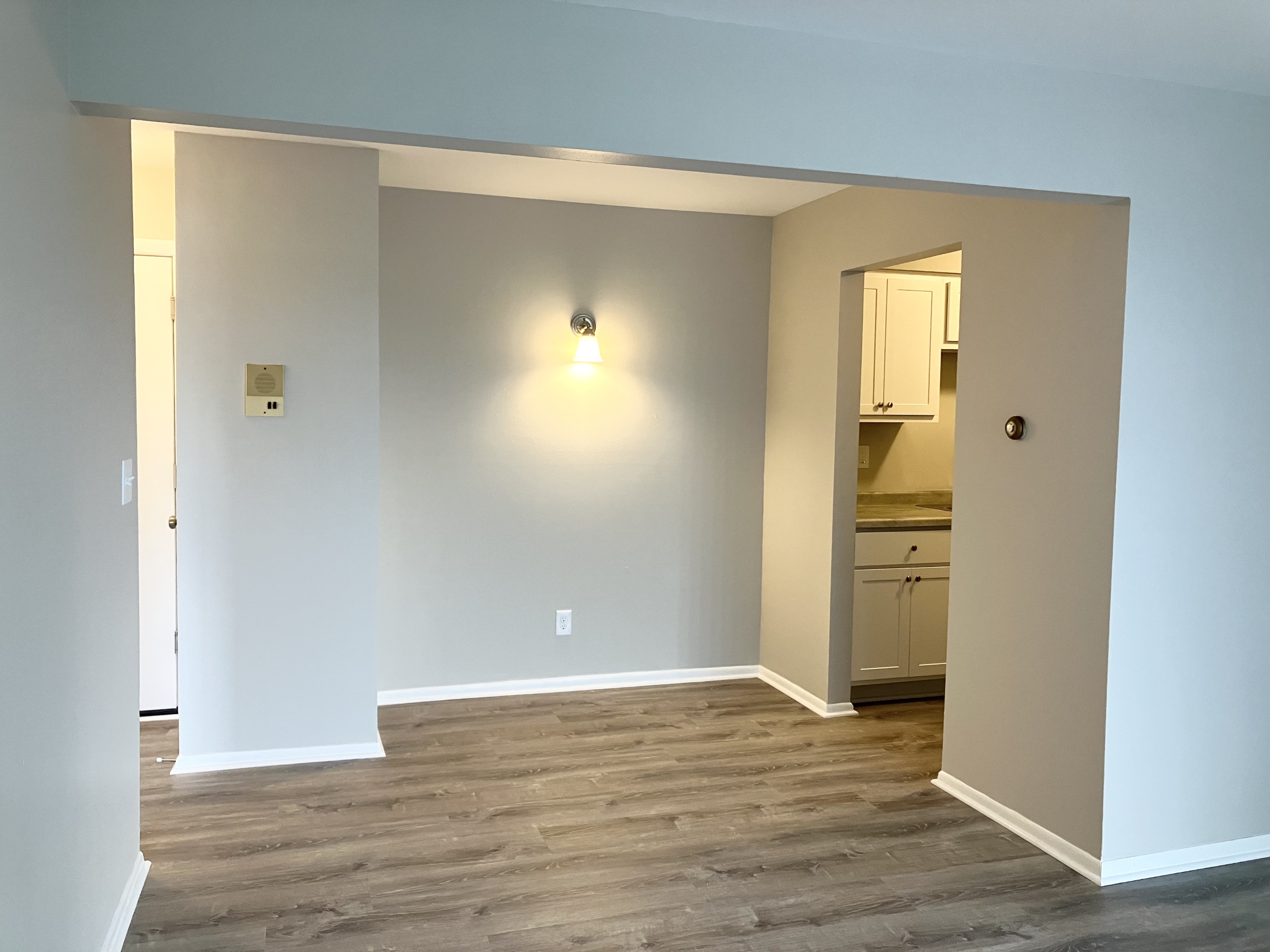 1700 Elder Street - 102