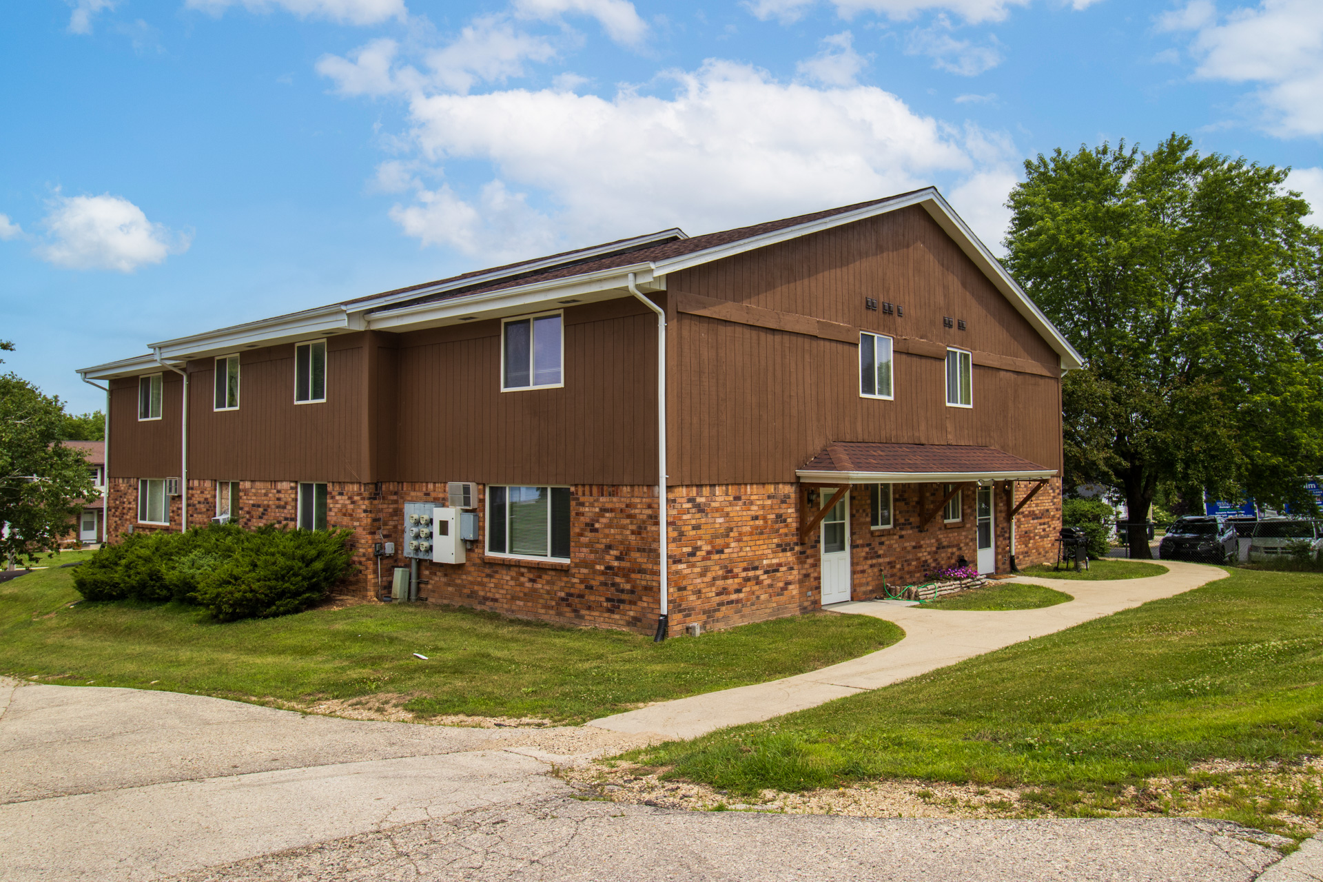 2103 Green Tree Road - 1