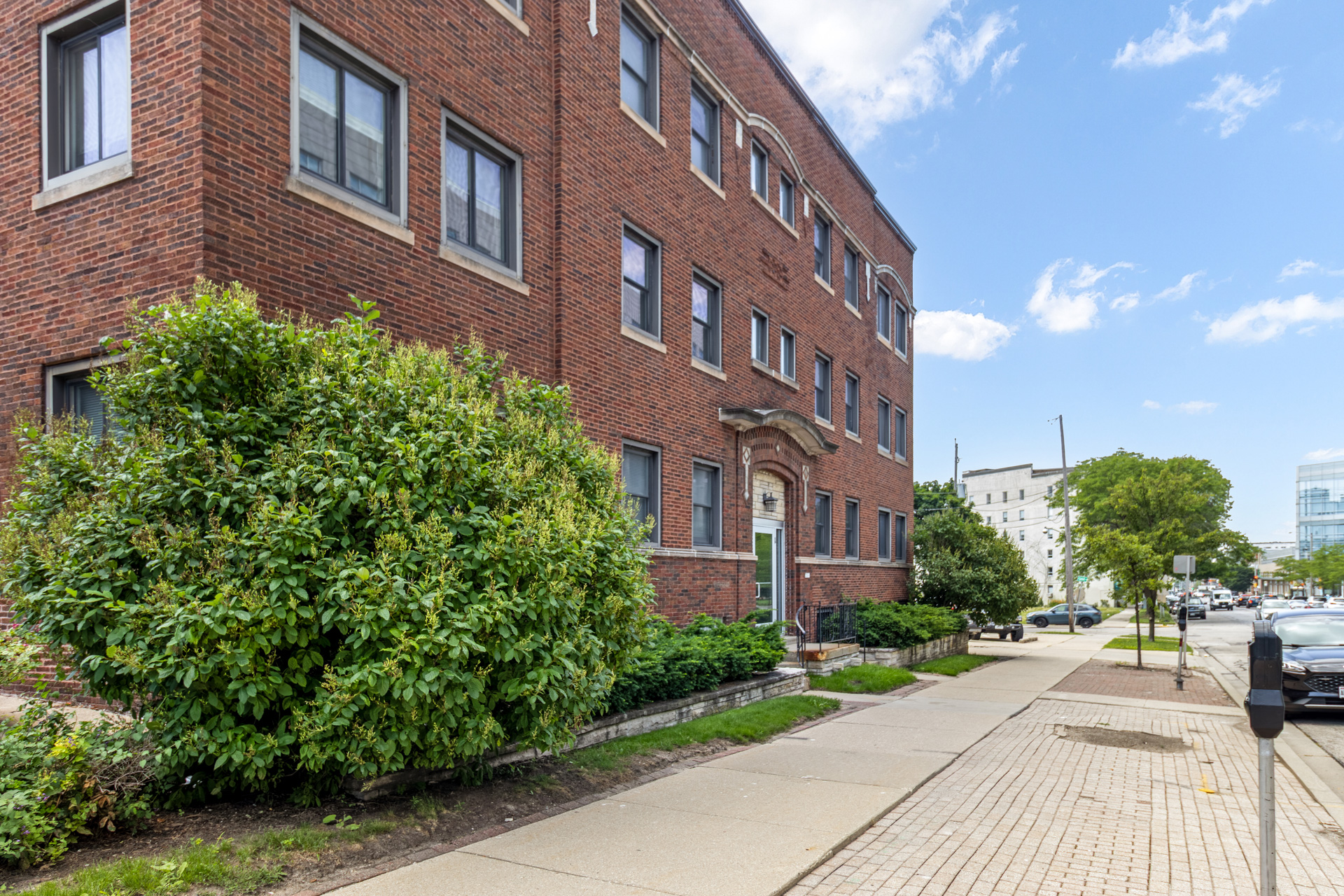 2311 East North Avenue - 12