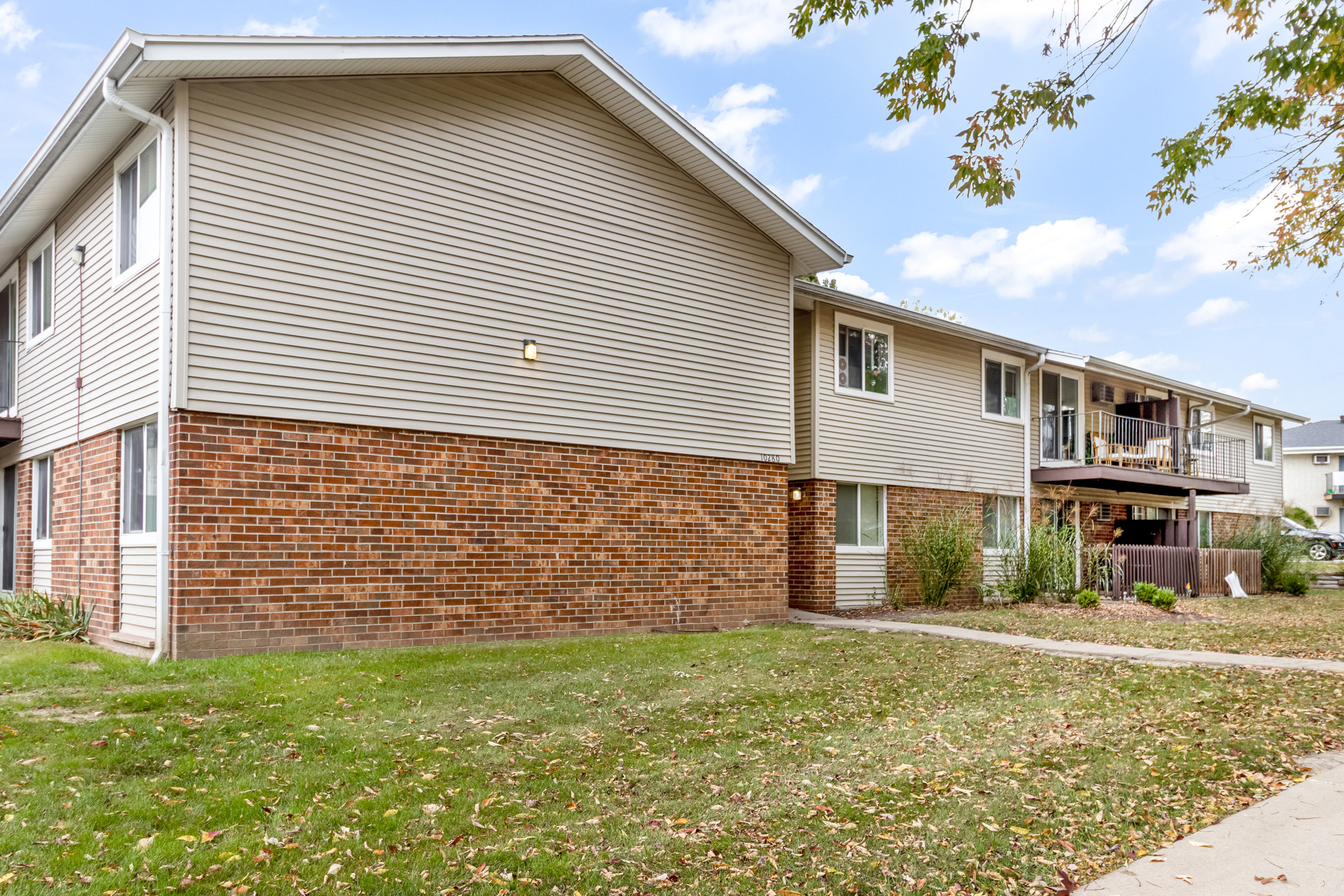 10280 West Dean Road - 102