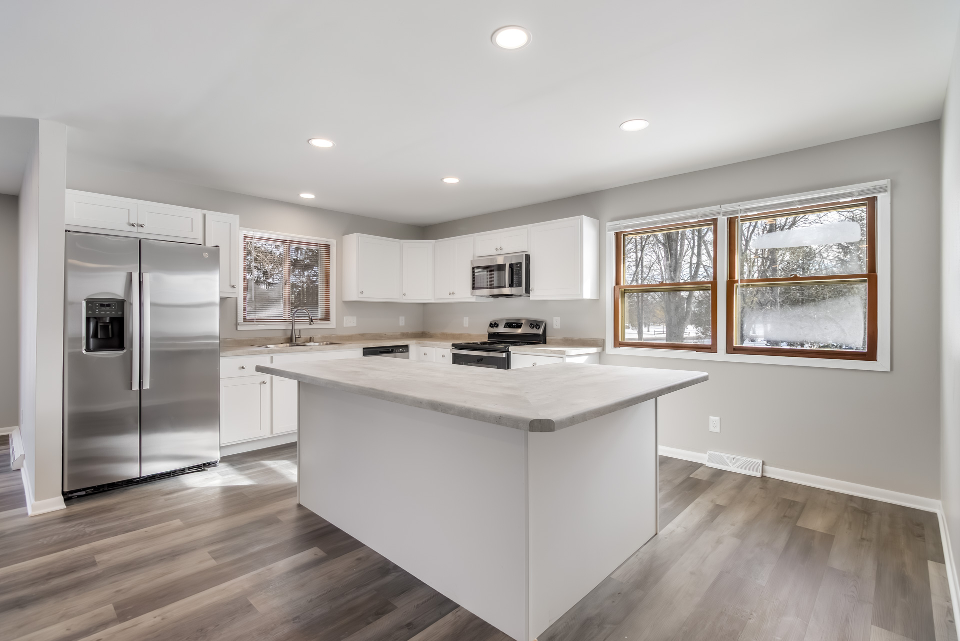 W127N12303 Knollwood Drive