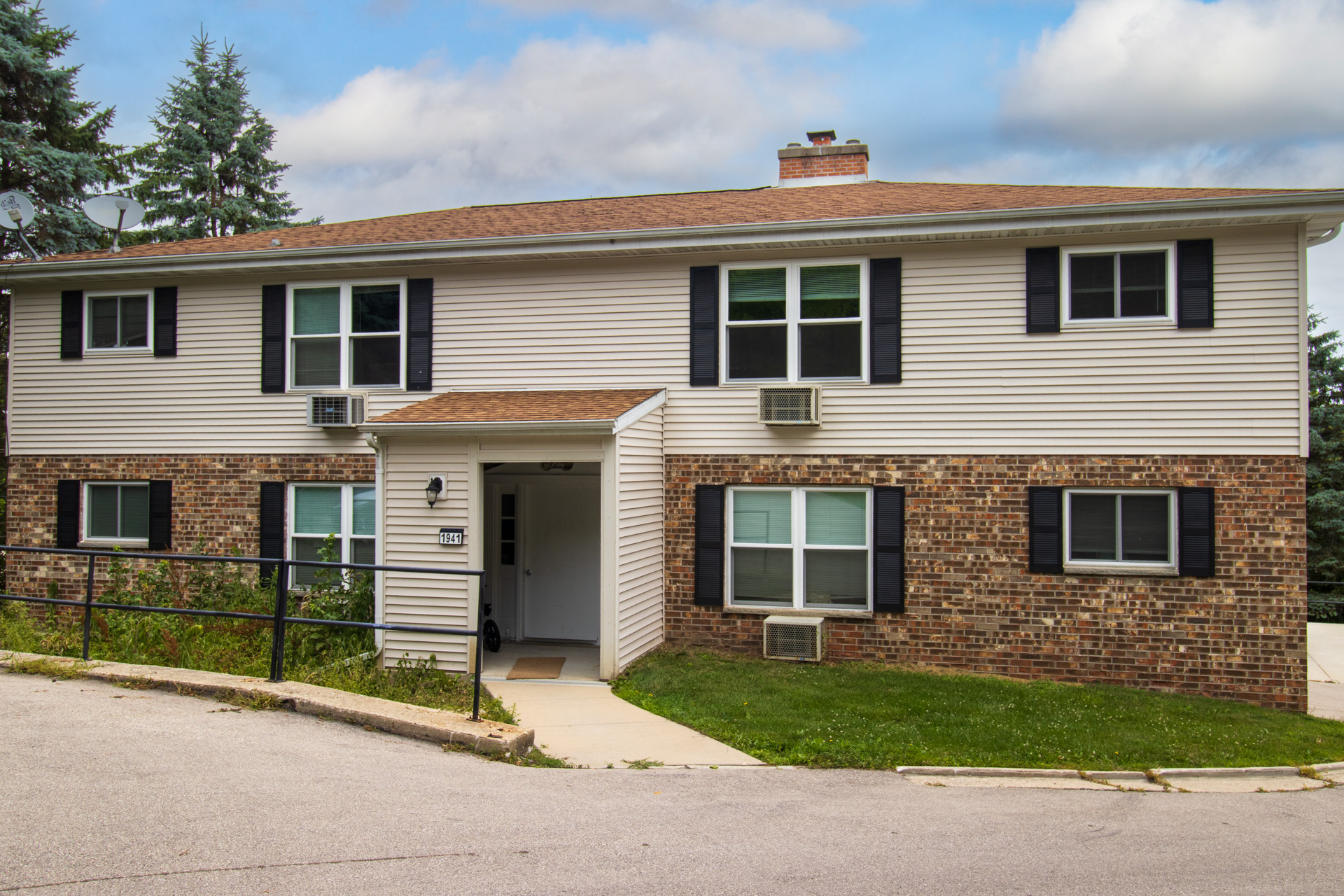 1941 Fairview Drive - 4